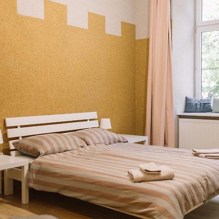 West13 Guest Rooms Krakow Dış mekan fotoğraf