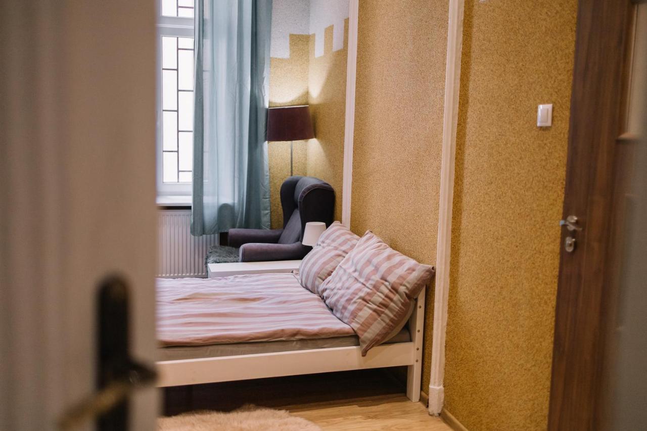 West13 Guest Rooms Krakow Dış mekan fotoğraf
