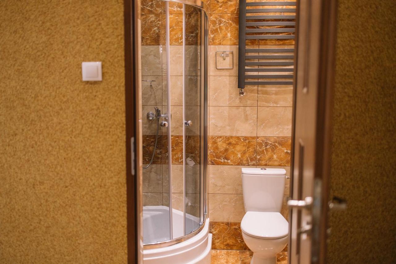 West13 Guest Rooms Krakow Dış mekan fotoğraf