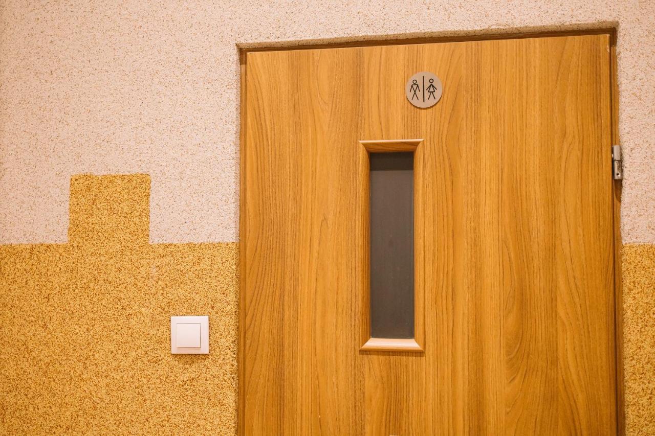 West13 Guest Rooms Krakow Dış mekan fotoğraf