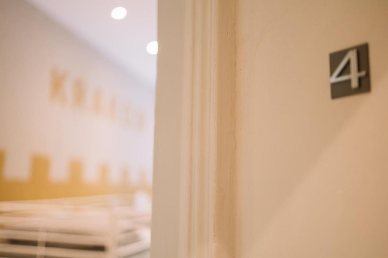 West13 Guest Rooms Krakow Dış mekan fotoğraf