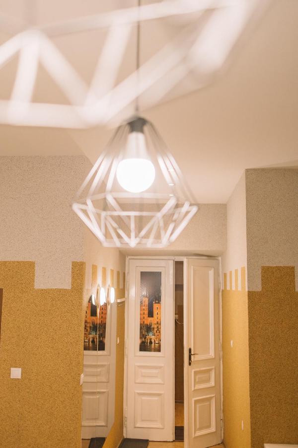 West13 Guest Rooms Krakow Dış mekan fotoğraf