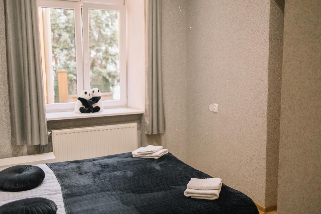 West13 Guest Rooms Krakow Dış mekan fotoğraf